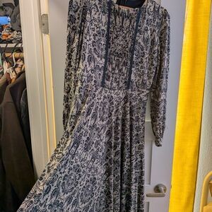 Chic Long Sleeve Patterned Dress